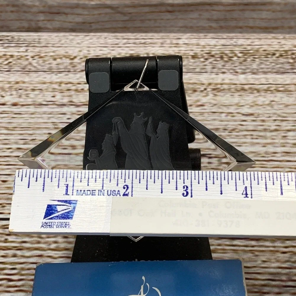 N/A diamond shaped