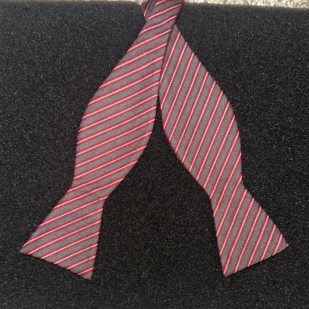 Men's Burgundy and Red Double Sided Self-Tie Bow Ties - Refined Formal Style