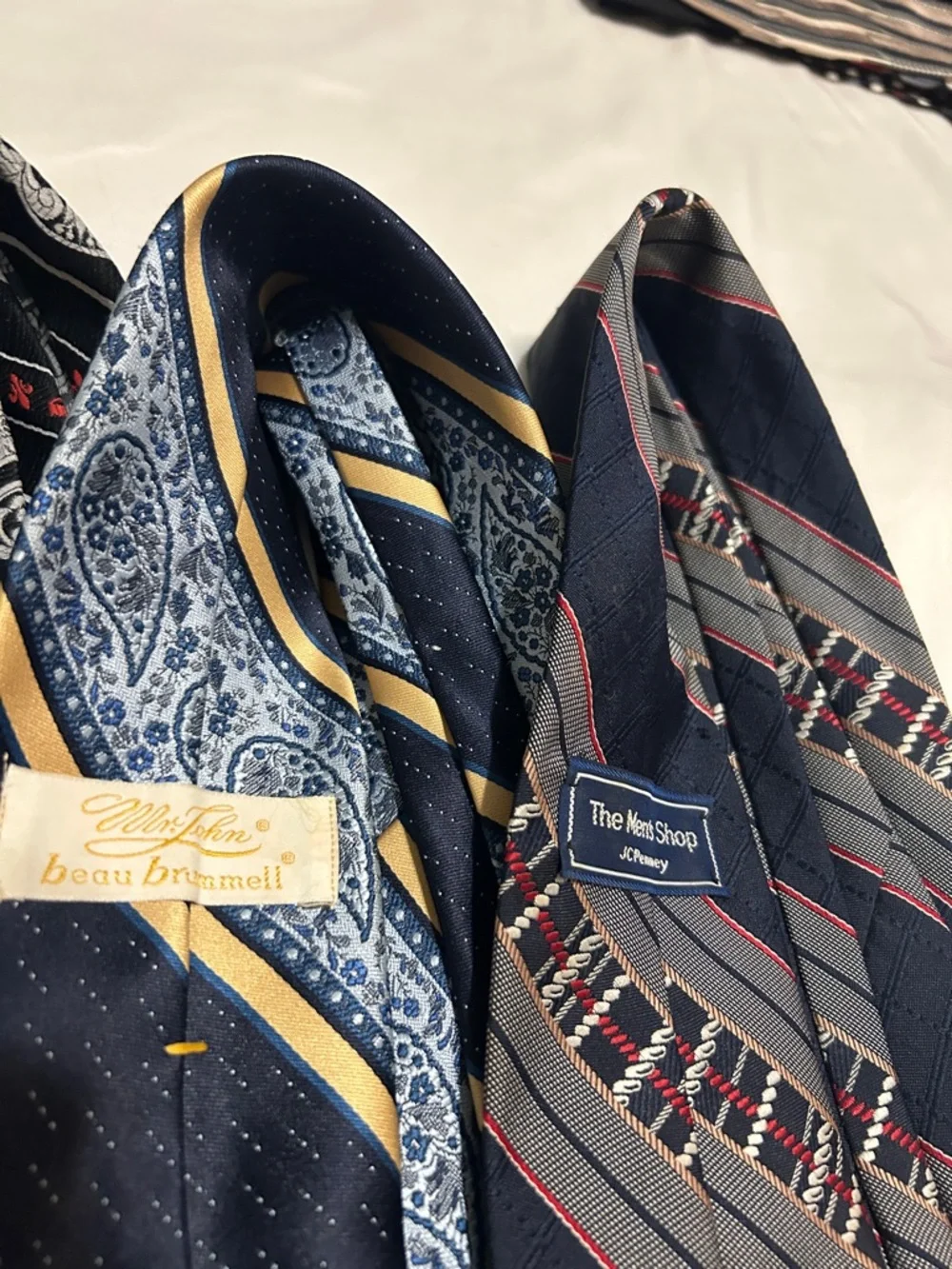 LiKe❤️for $10 off🍎 Vintage tie lot Marshall Fields Dior Beau Brummell