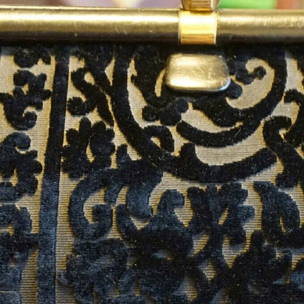 Coblentz elegant black