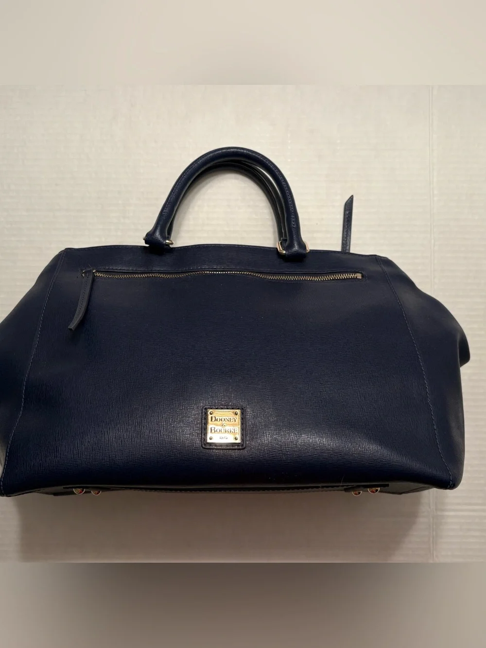 Dooney & Bourke Saffiano Zip Handbag