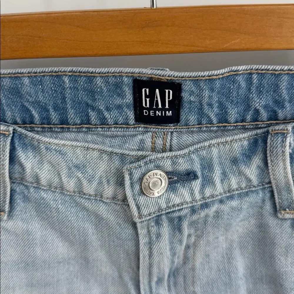 GAP denim distressed