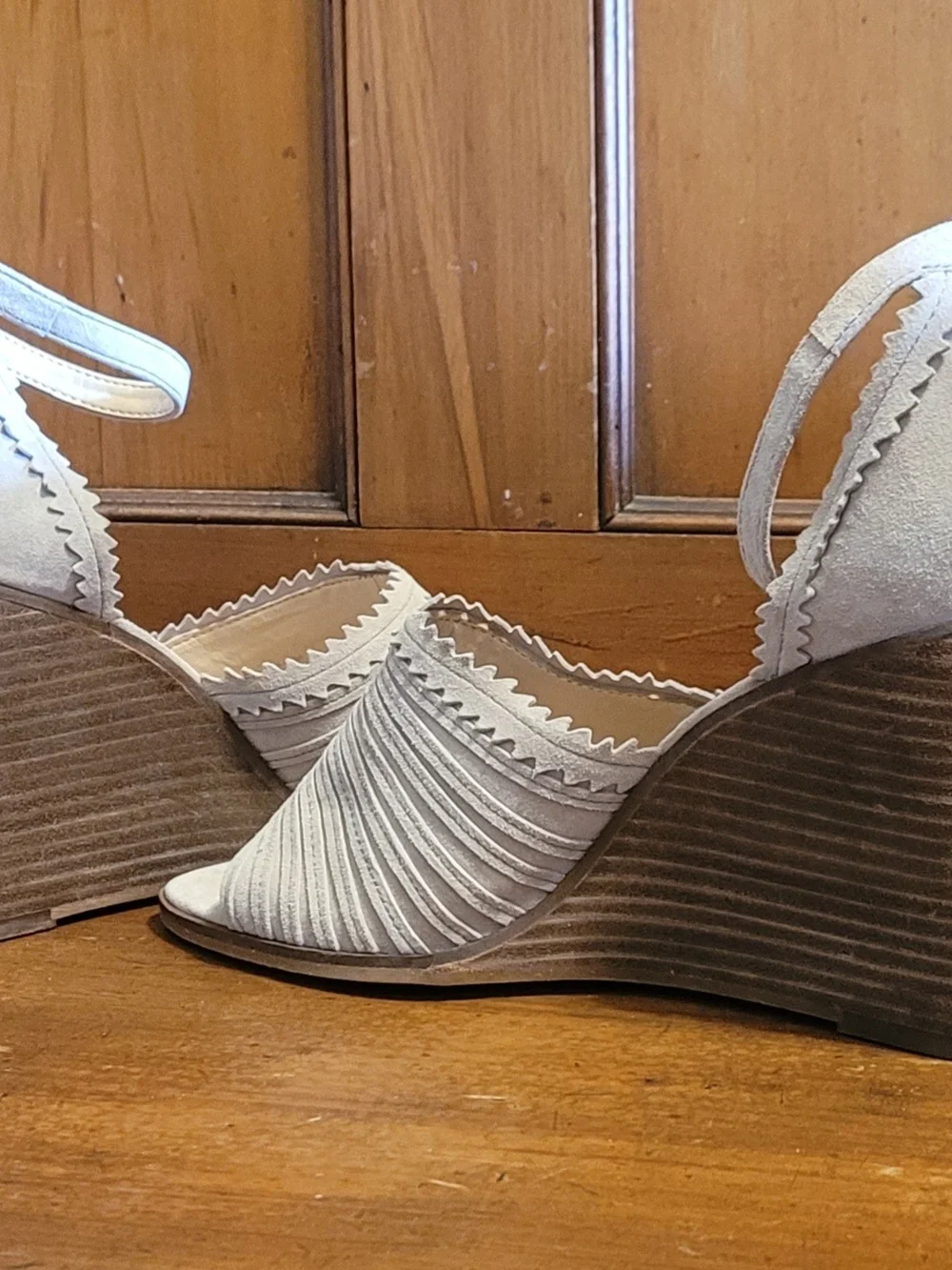 Vince Camuto suede upper