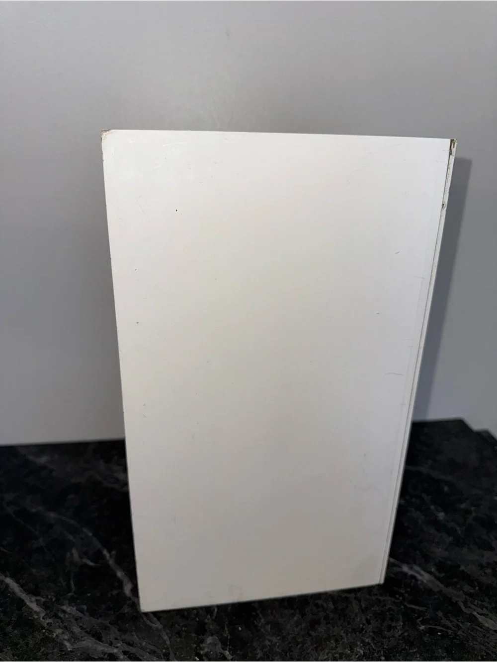 N/A this white