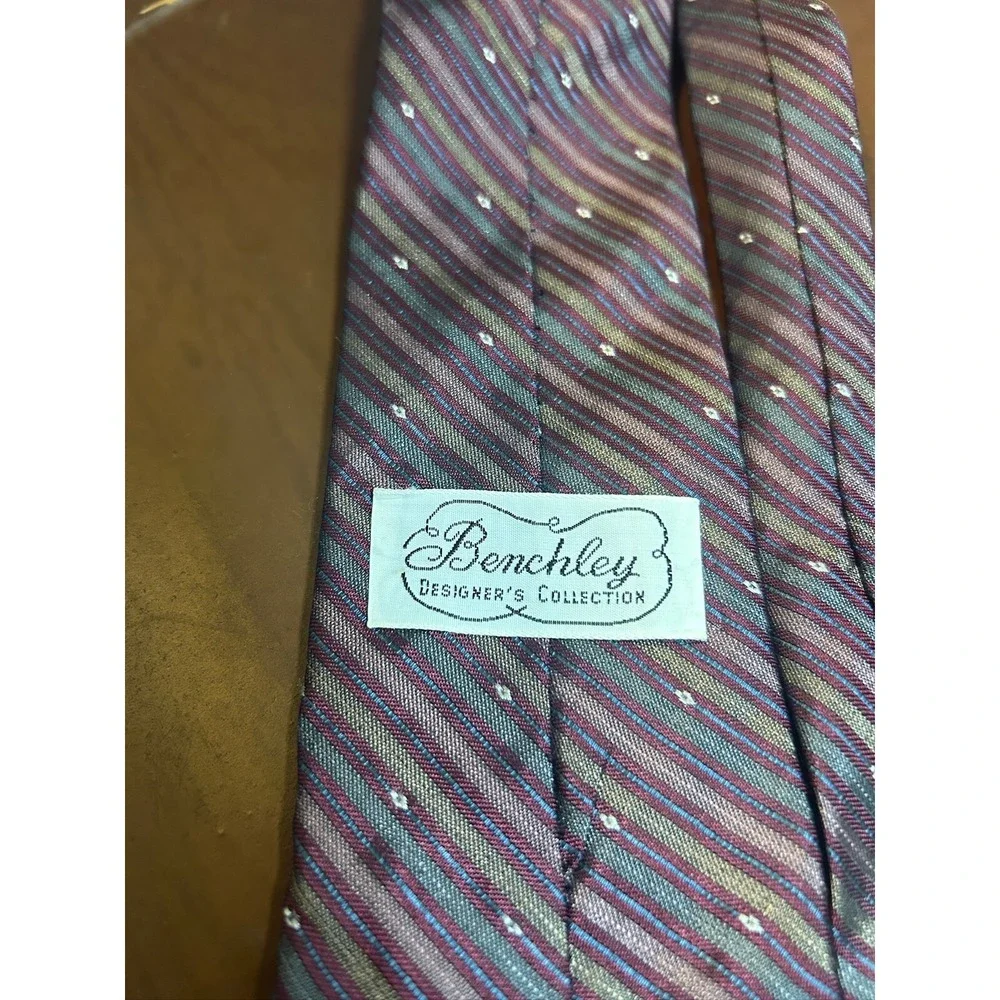 N/A benchley designer