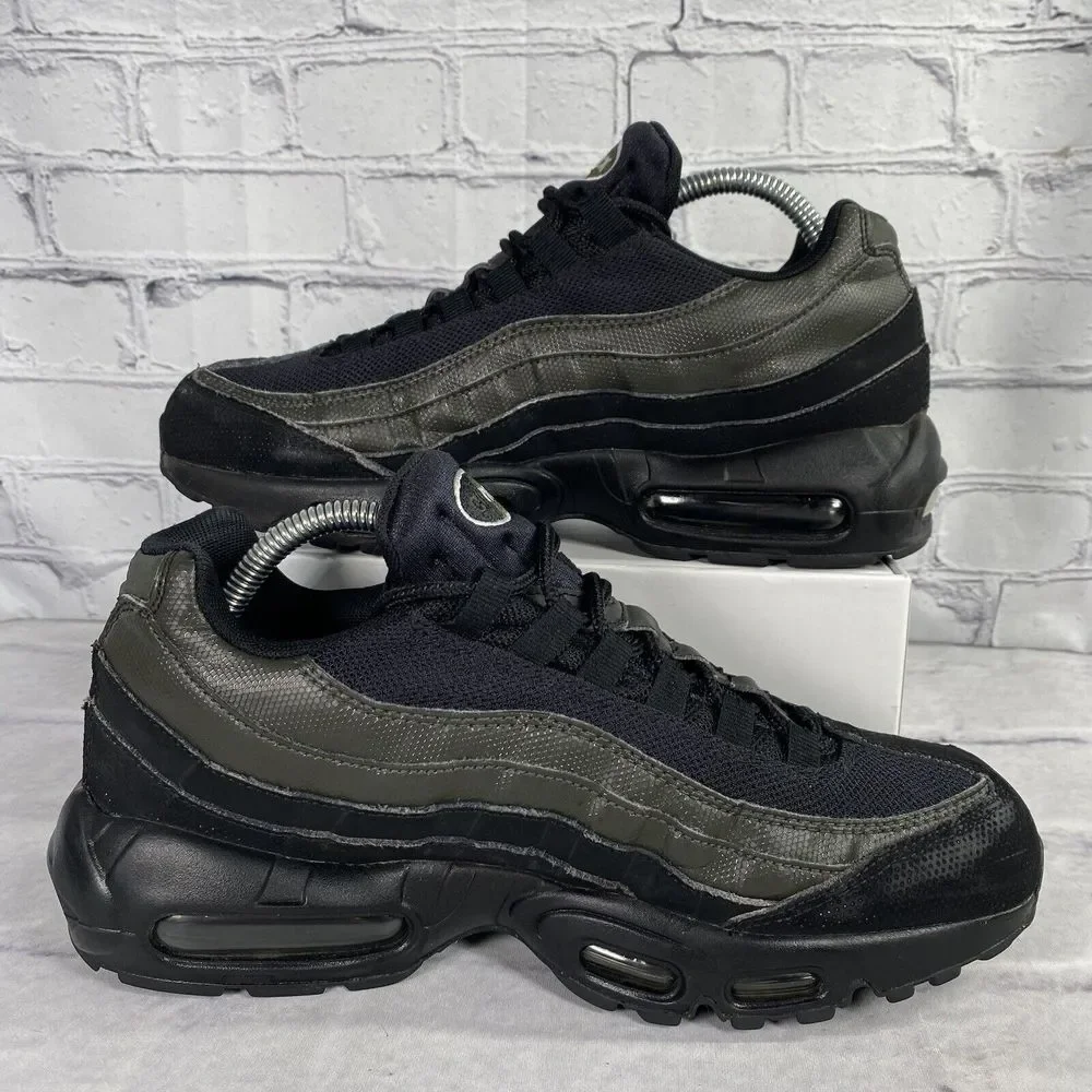 Nike reposhing this