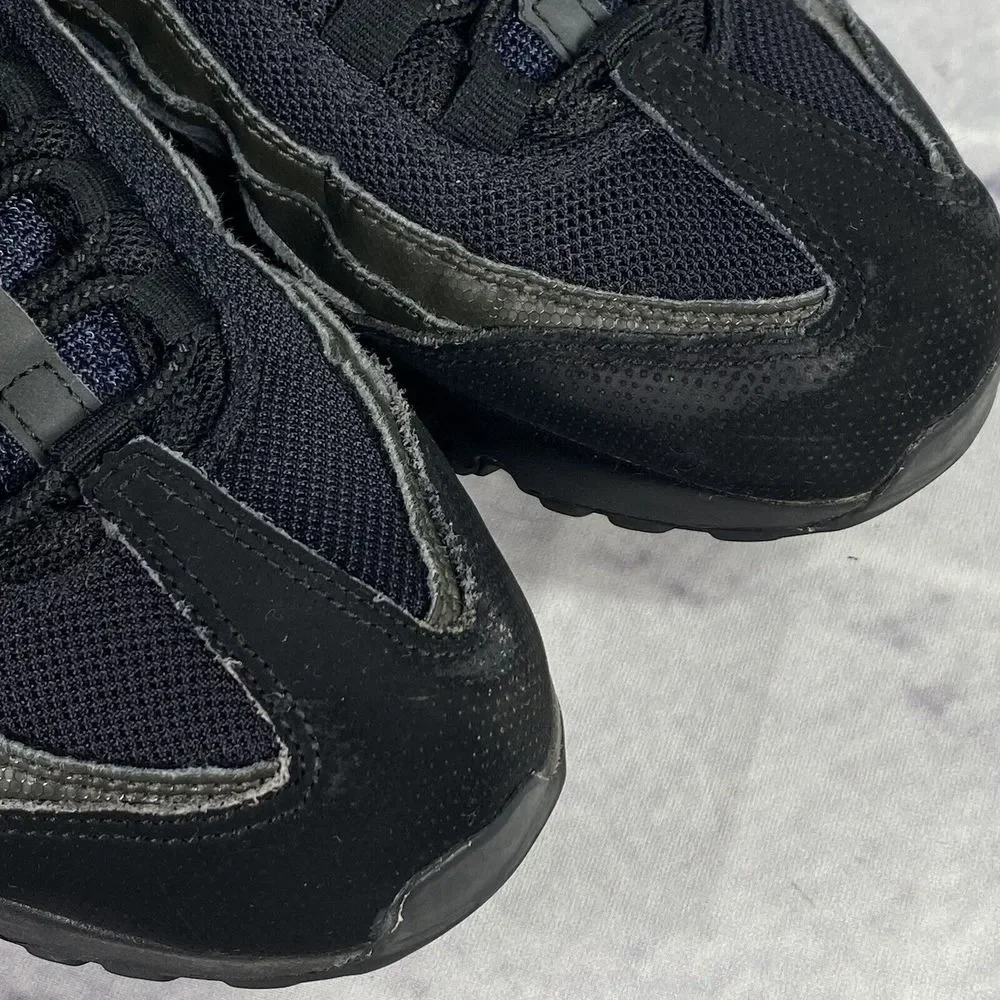 Nike reposhing this