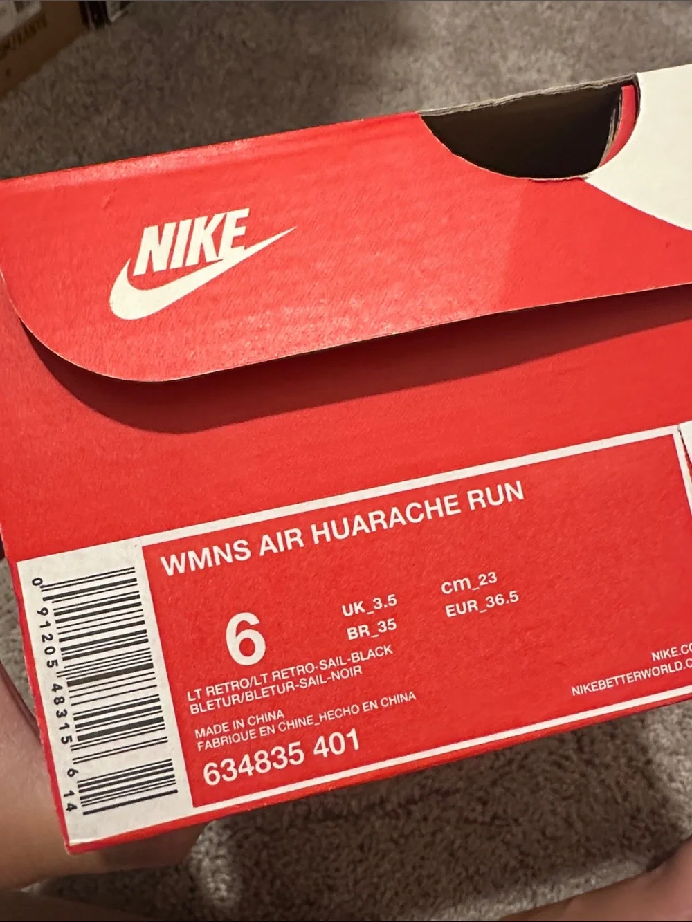 Nike style sole color