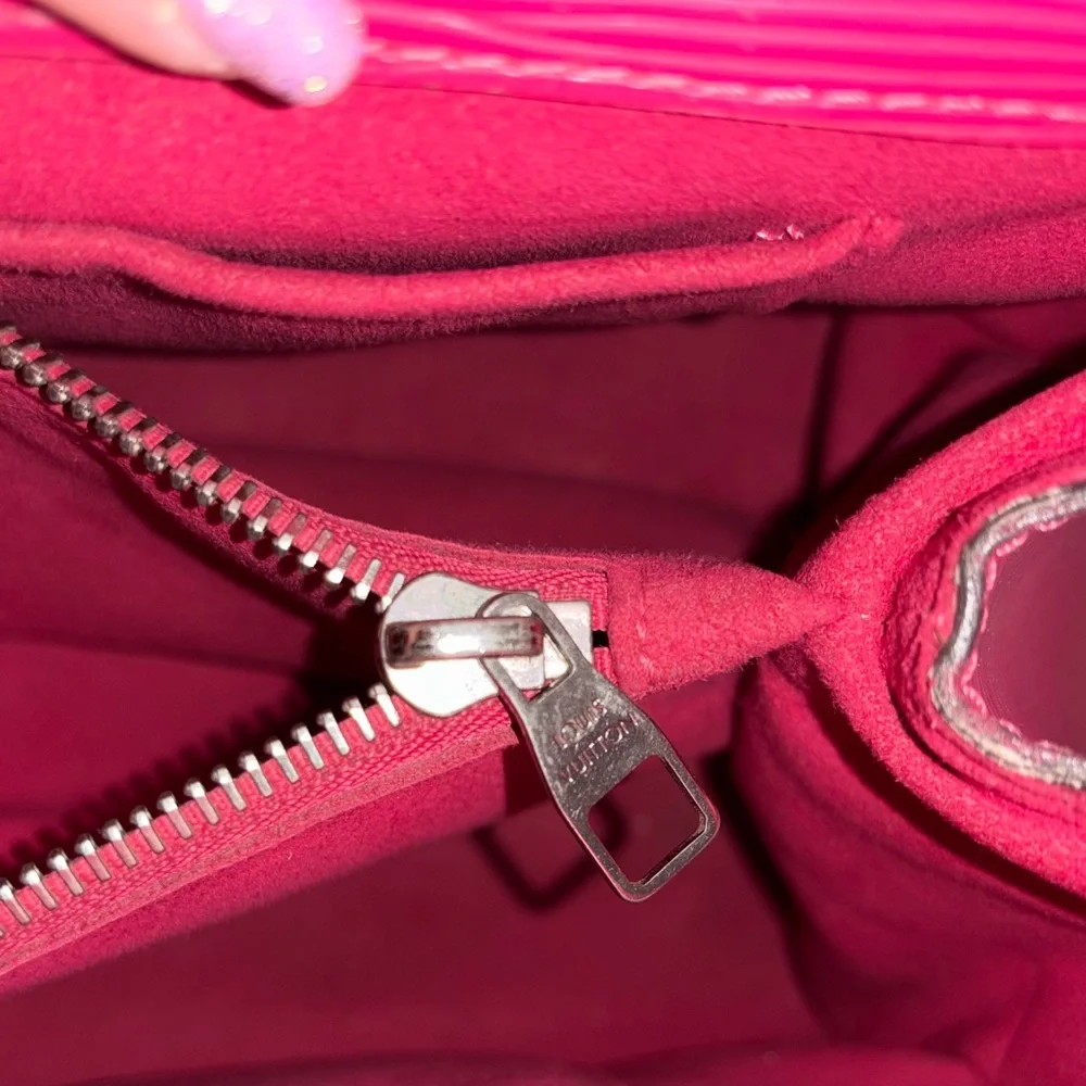 Louis Vuitton louis vuitton