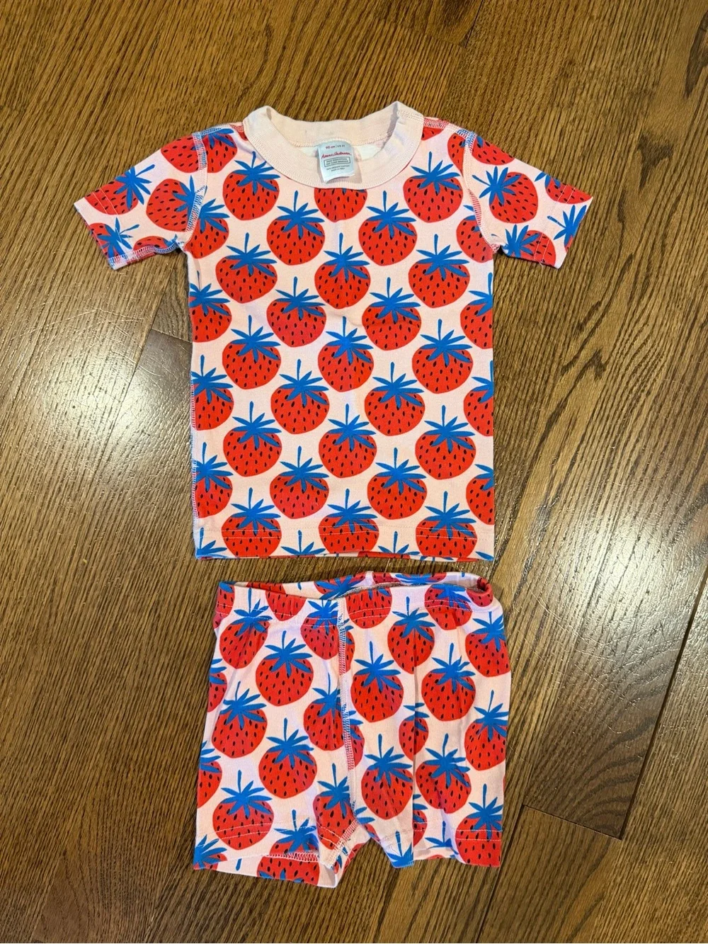 Hanna Andersson Short Sleeve Strawberry Pajama Set, Sz 3