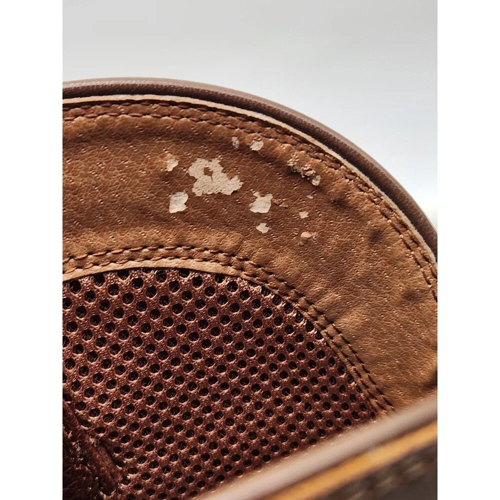Ariat flaw preowned