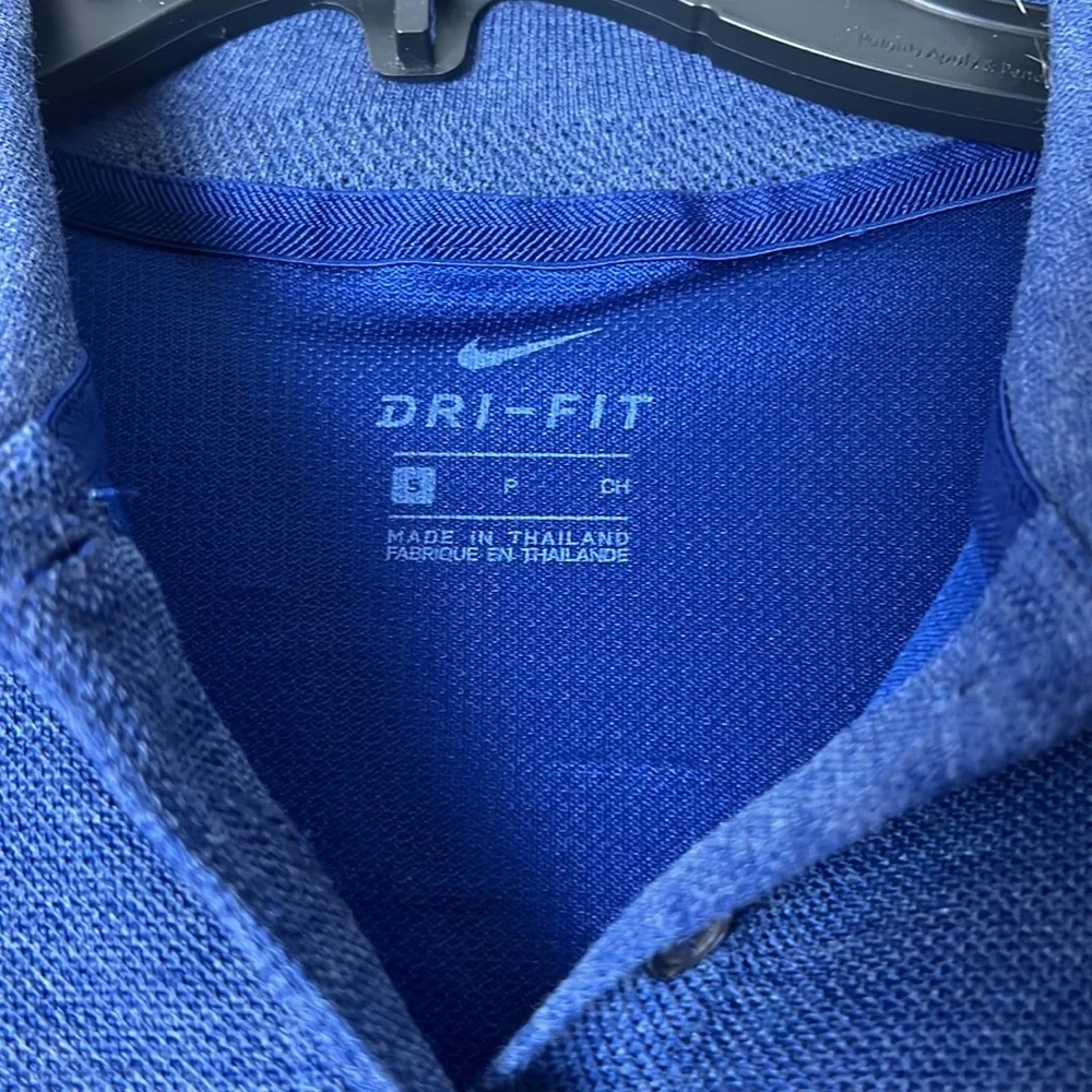 Nike brand navy