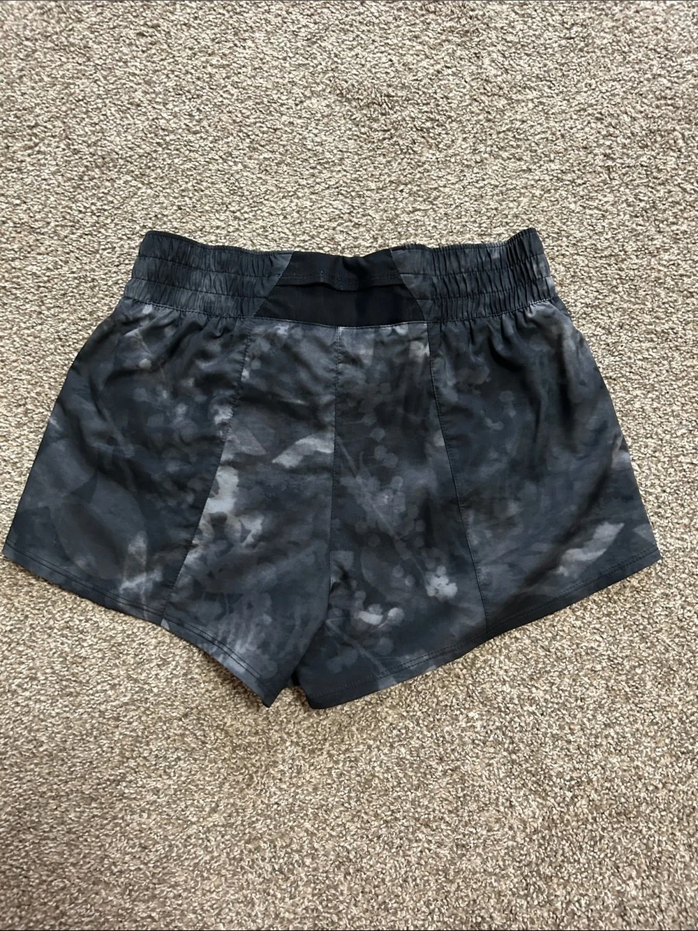 Nike Women's Black Gray Tie-Dye Dri-FIT Athletic Shorts