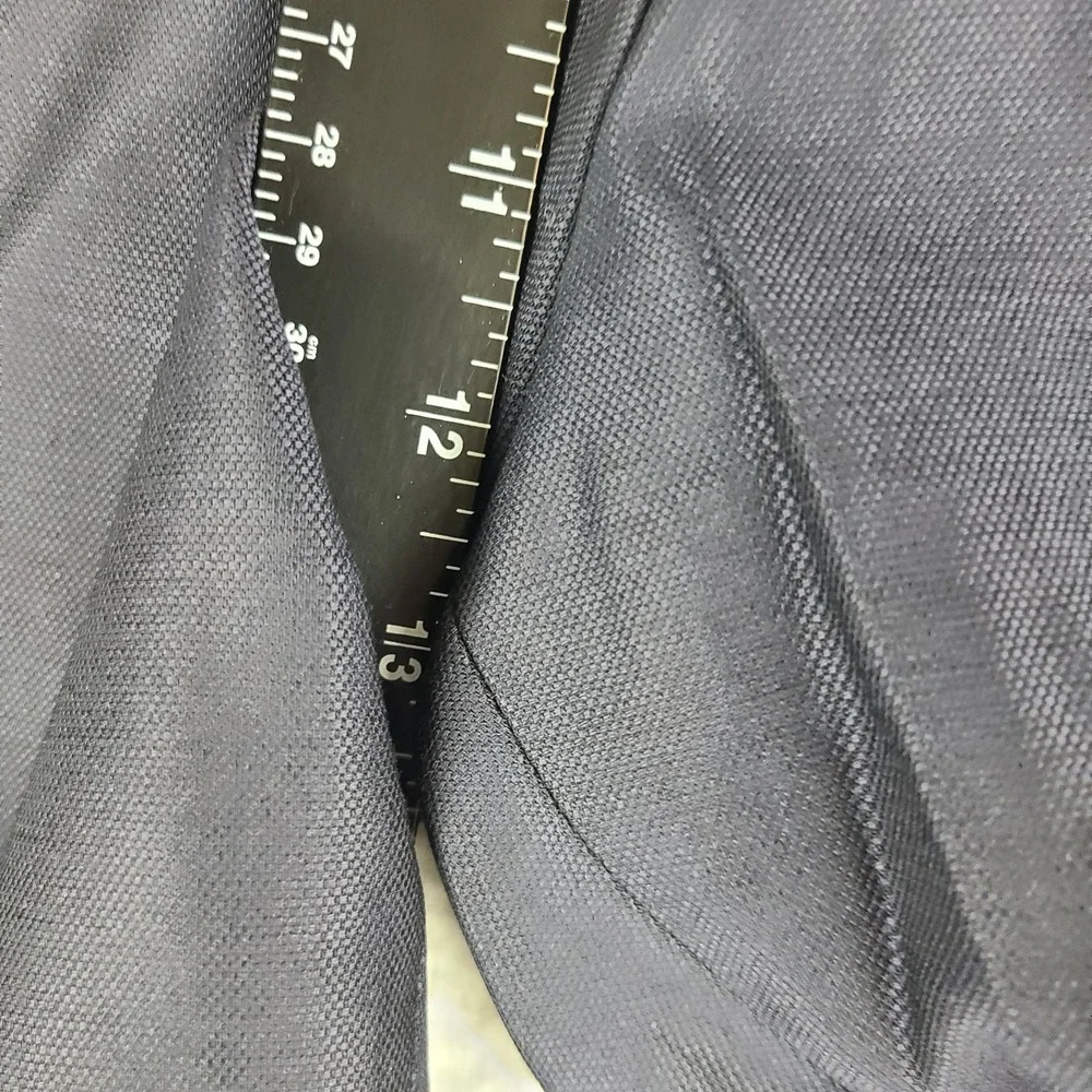 Banana Republic items be