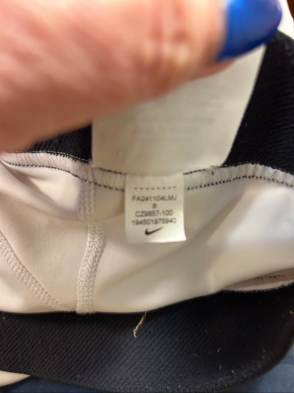 Nike pre body