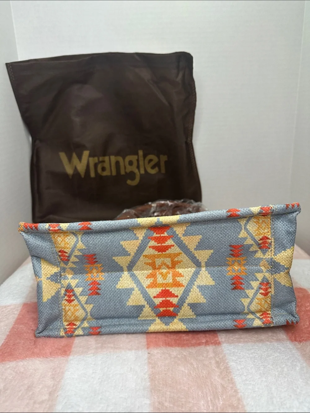 Wrangler compact tote