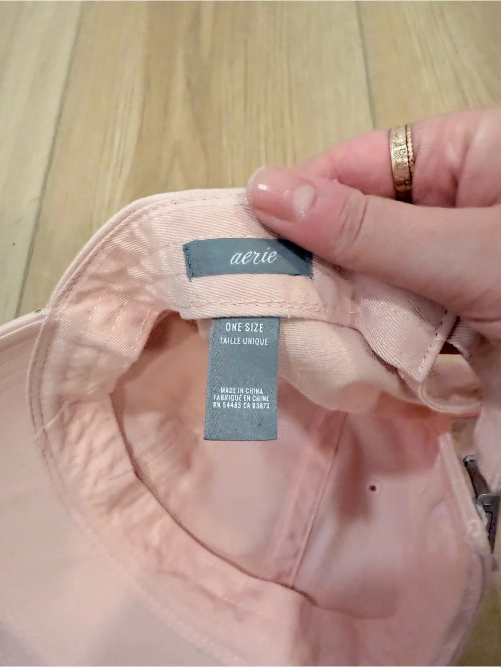 aerie cap back light