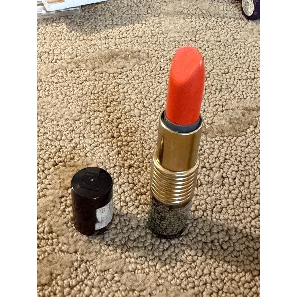 Revlon nostalgia keywords