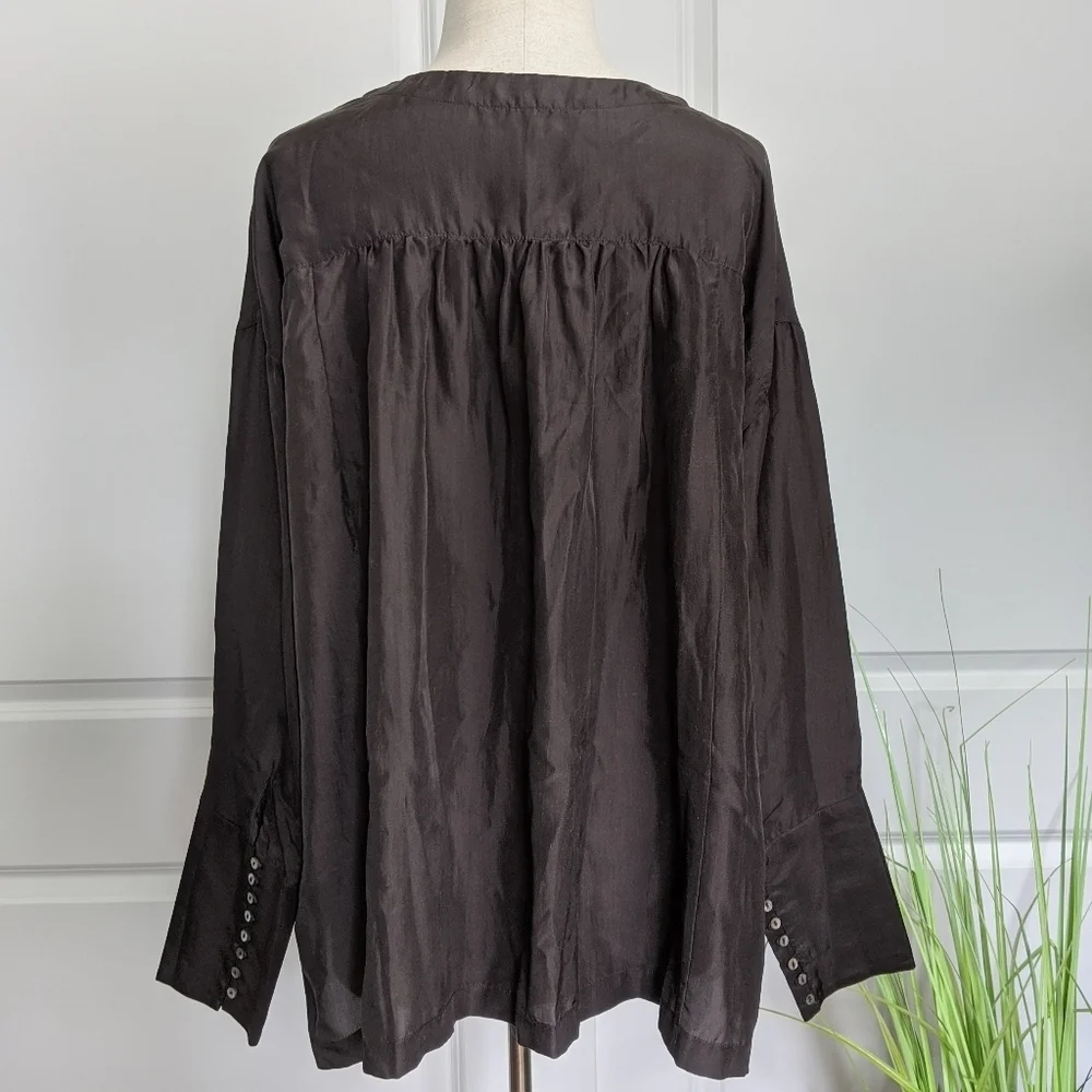 Free People live tell