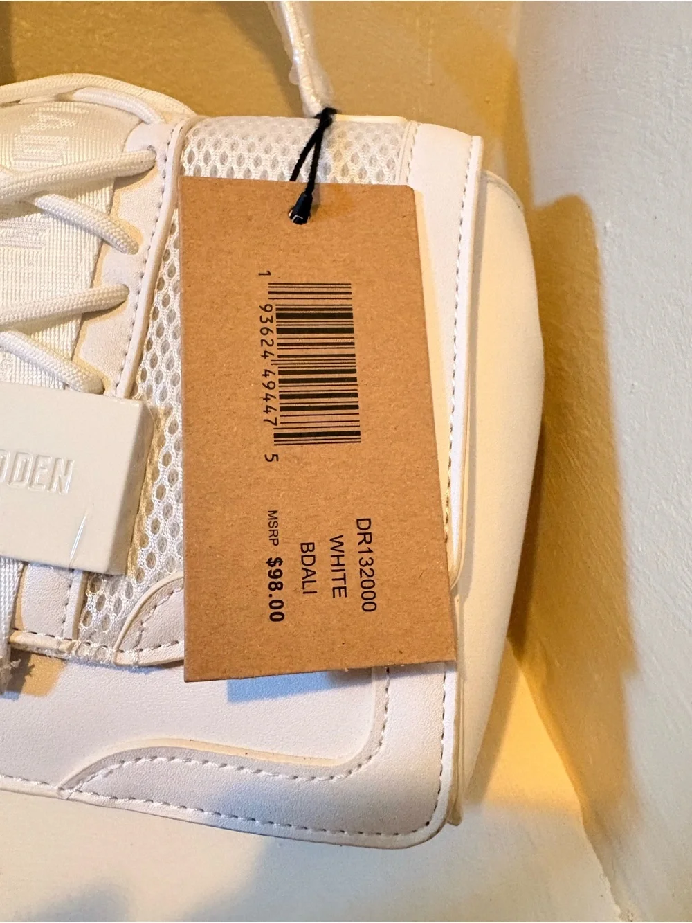 Steve Madden stunning crisp