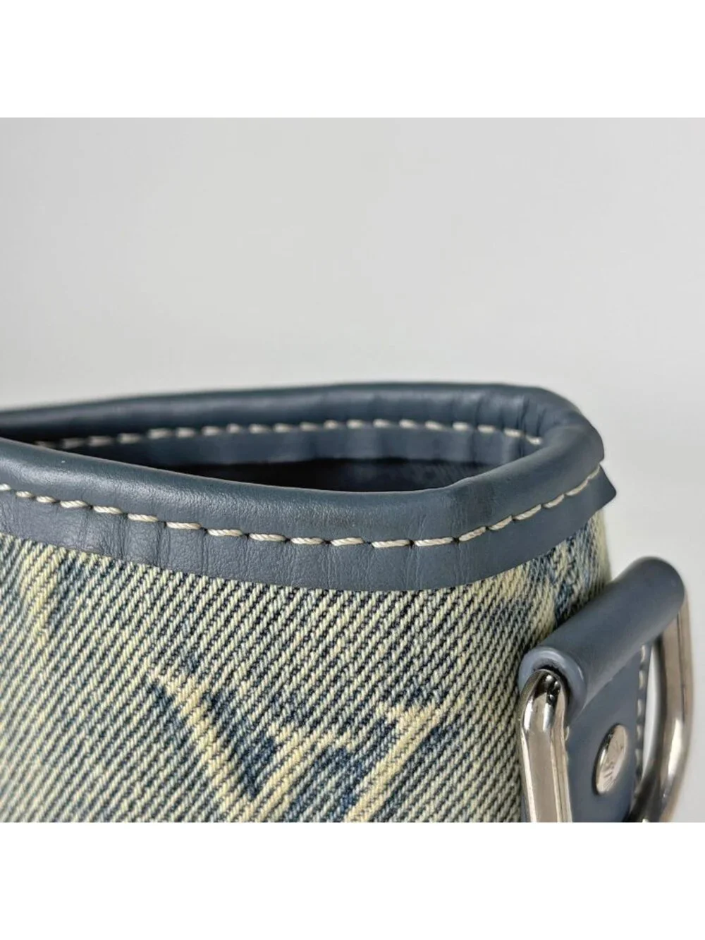 Louis Vuitton this authentic