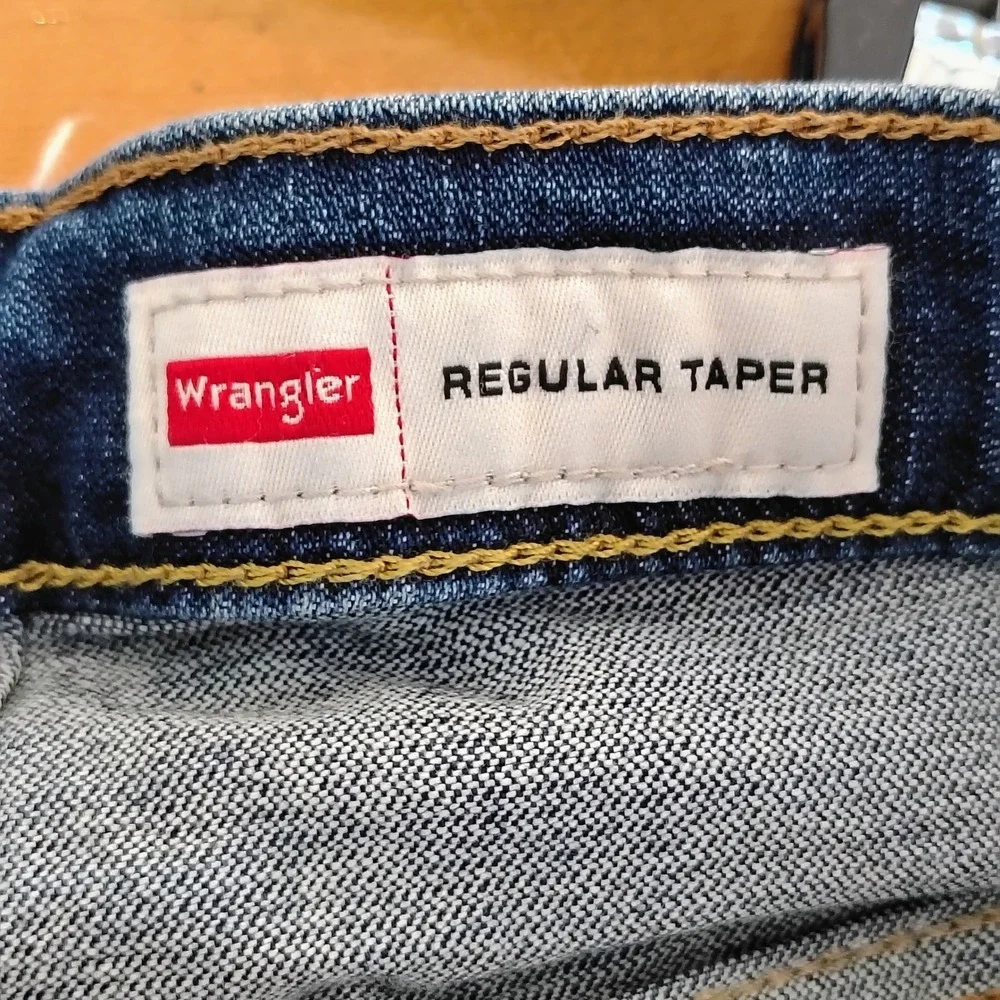 Wrangler regular taper