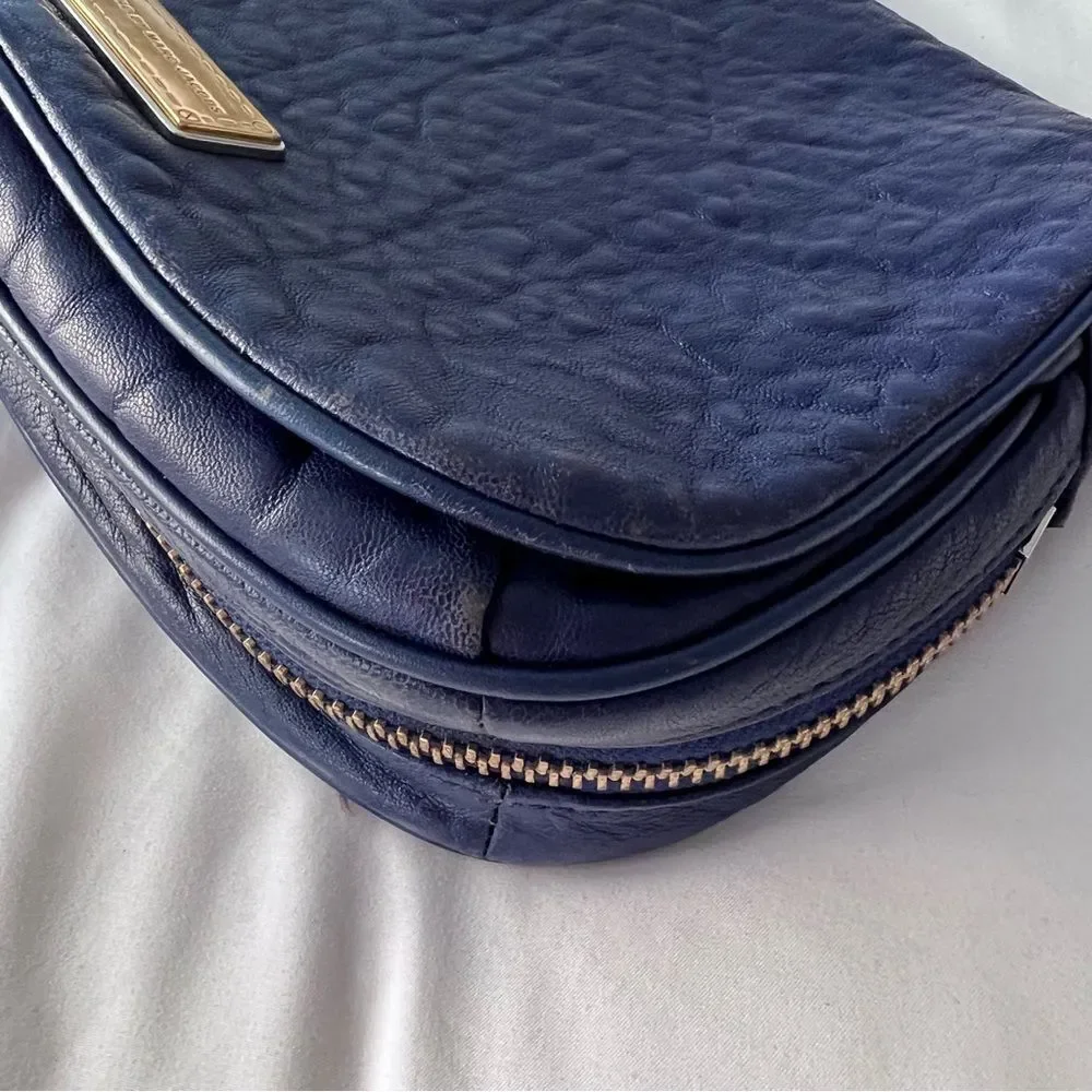 Marc By Marc Jacobs zipper turning pocket