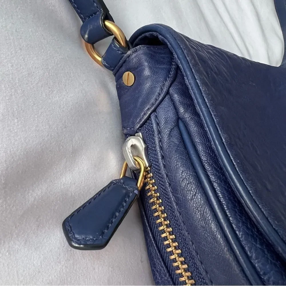 Marc By Marc Jacobs closure pockets