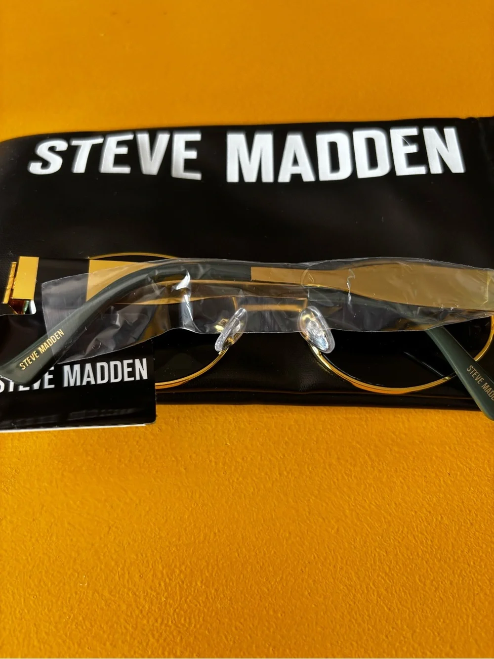 Steve Madden sleek gold