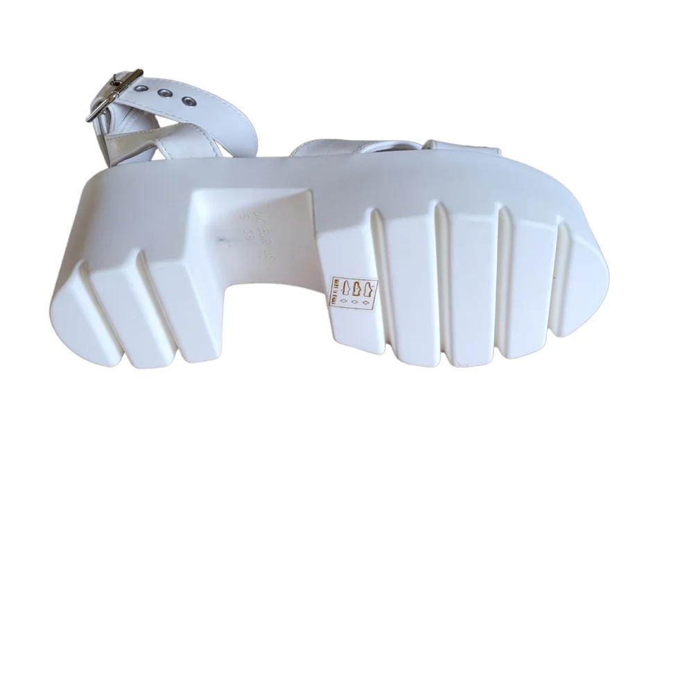 ReadySalted elevated white