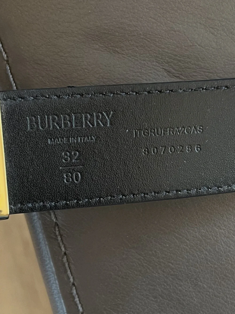 Burberry belt featuring