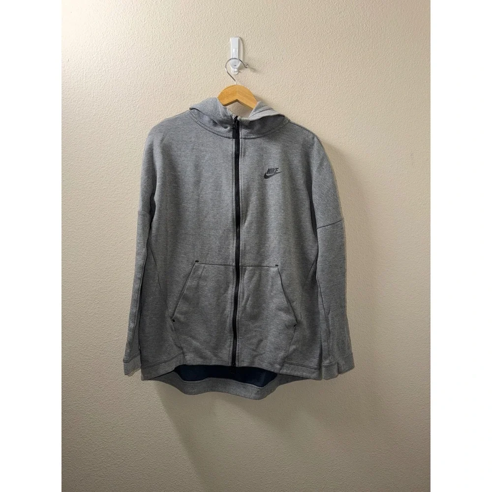 Women's Nike Tech Jacket Size Small