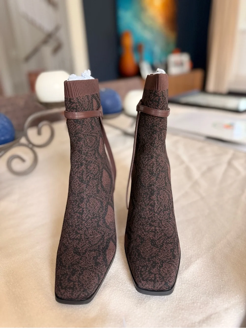 N/A stylish brown