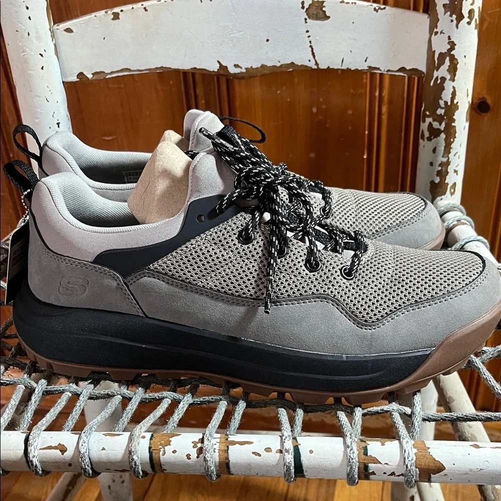 Skechers sleek sneakers
