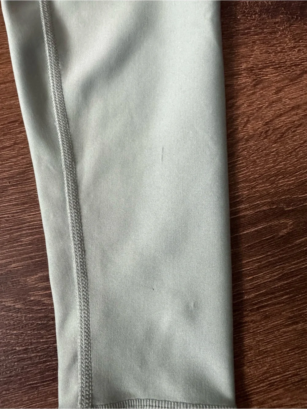 ALO Yoga little breathable