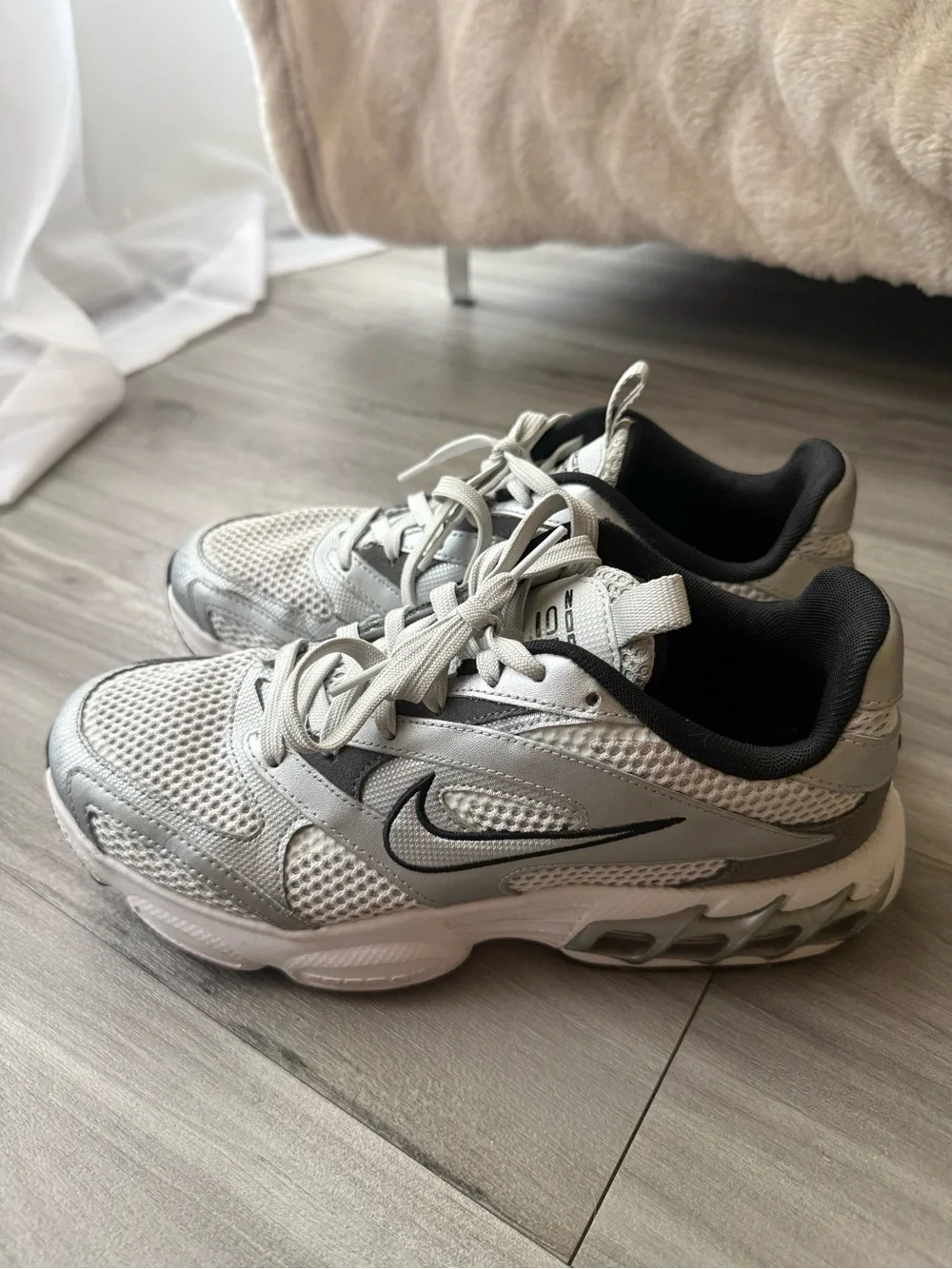 Nike excellent wore
