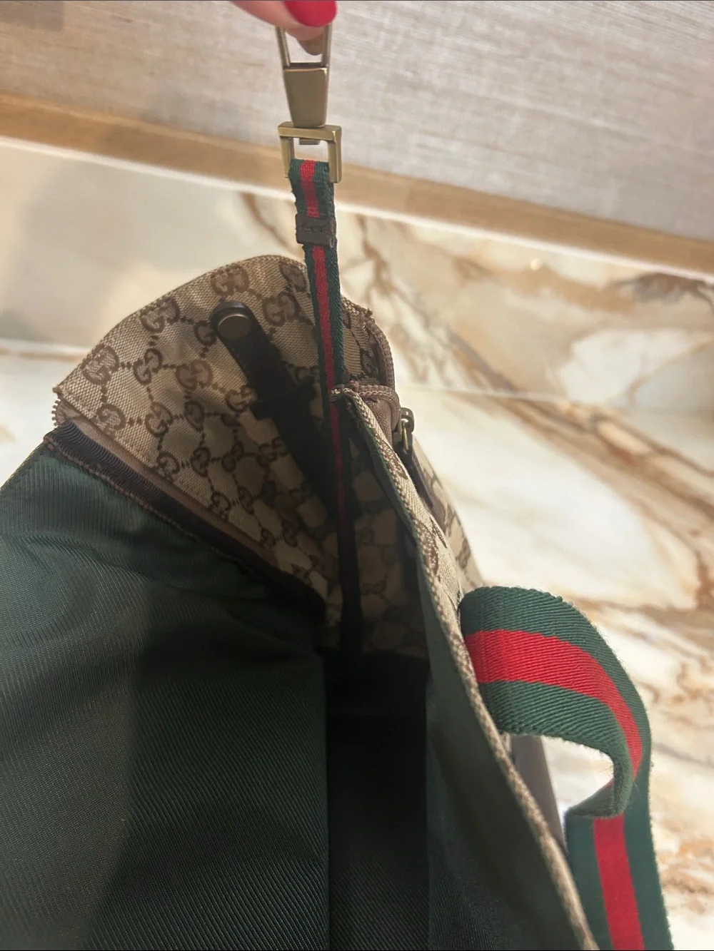 Gucci classic gg