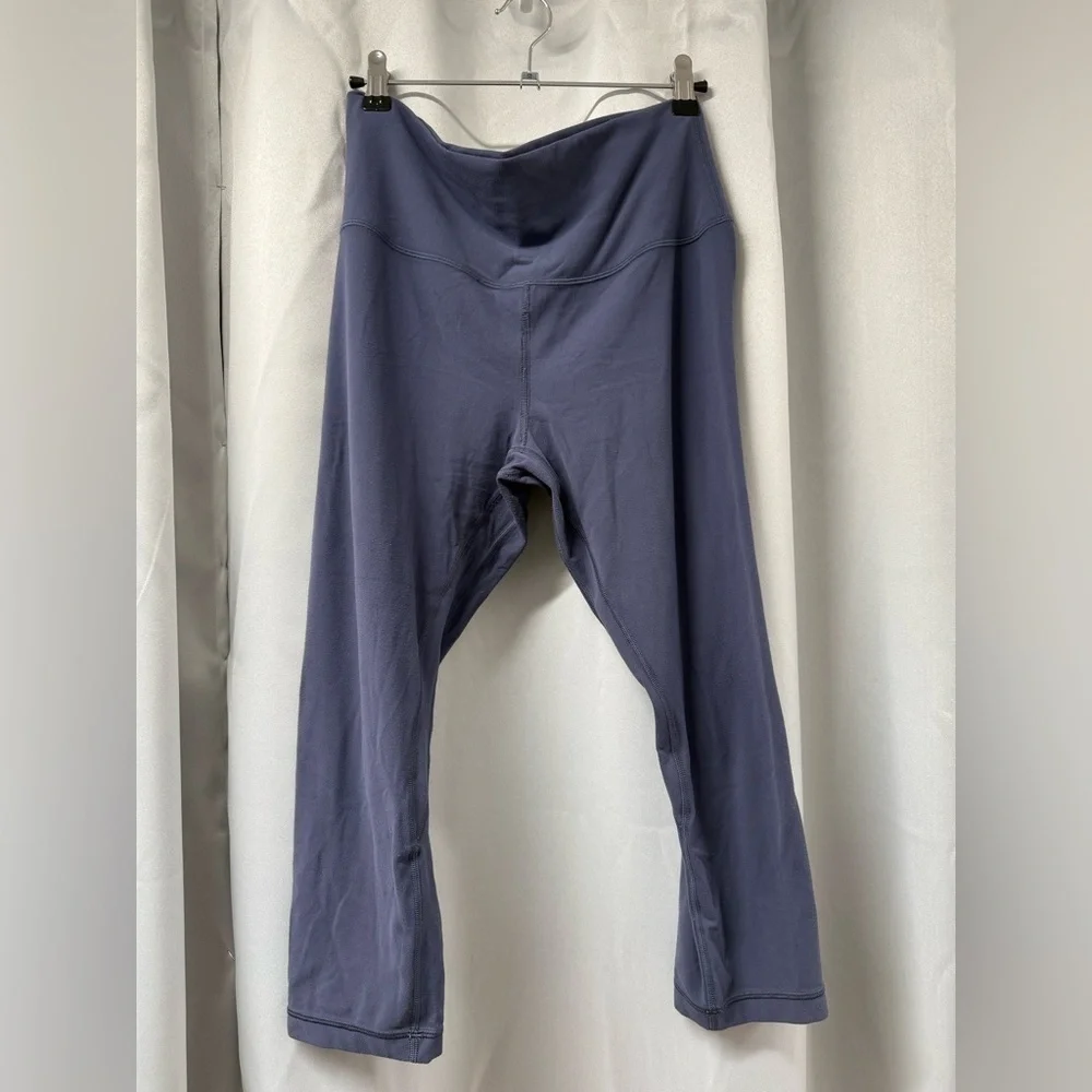 Lululemon Womens Wunder Under High Rise Crop Peri Purple Athletic Leggings Sz 10