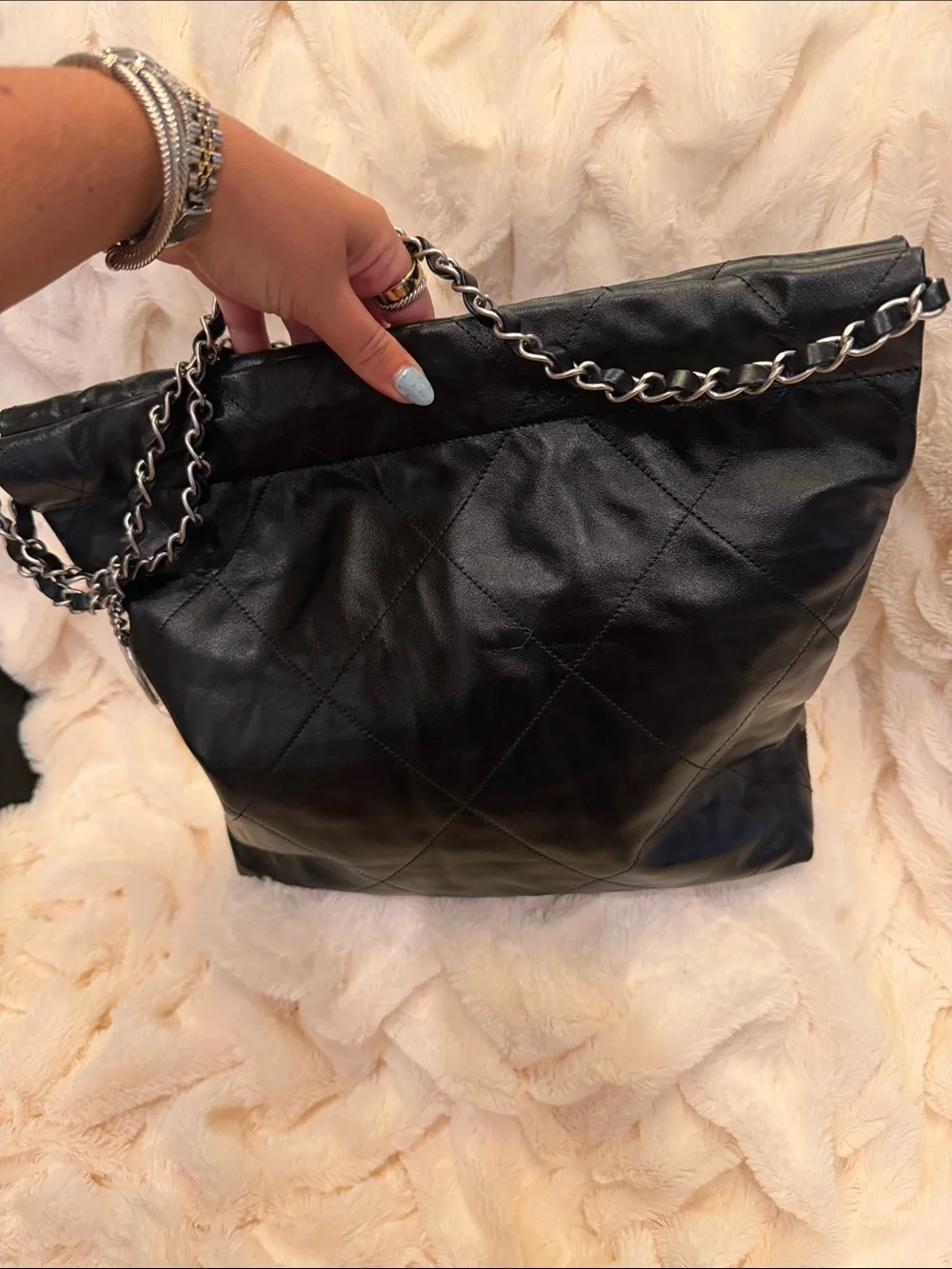 CHANEL classic shoulder