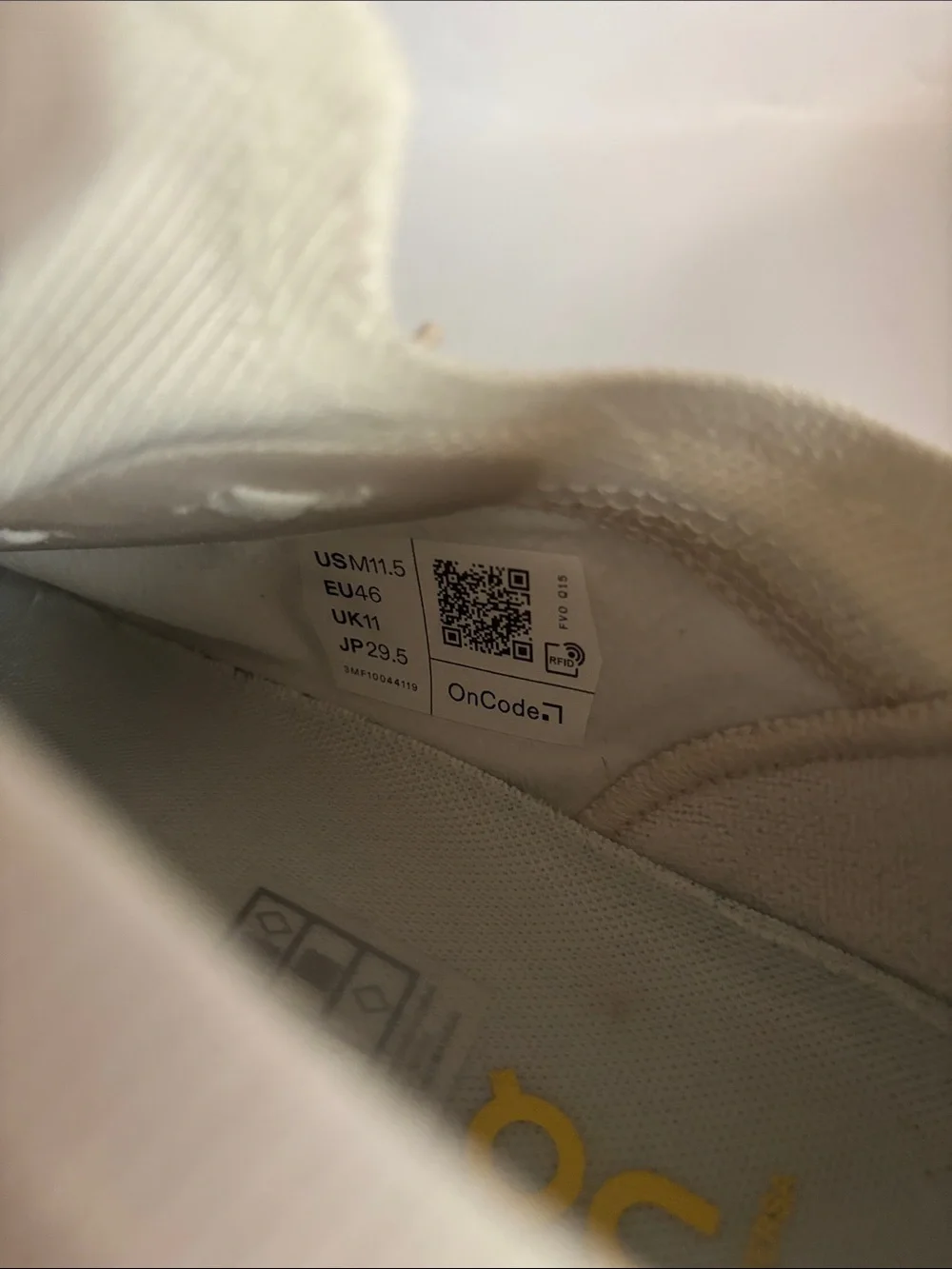 On Running breathable mesh