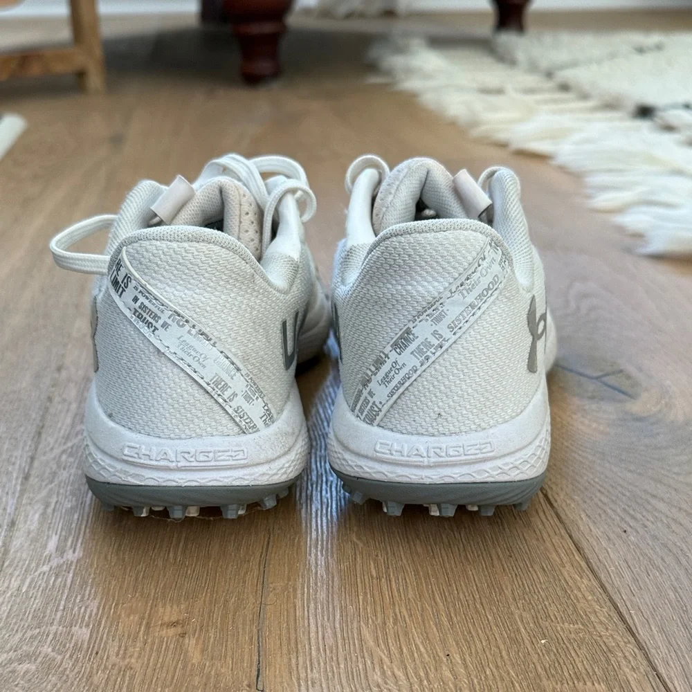 Women’s Under Armour Neutral Turf Shoes in Cream - Never Worn Outside