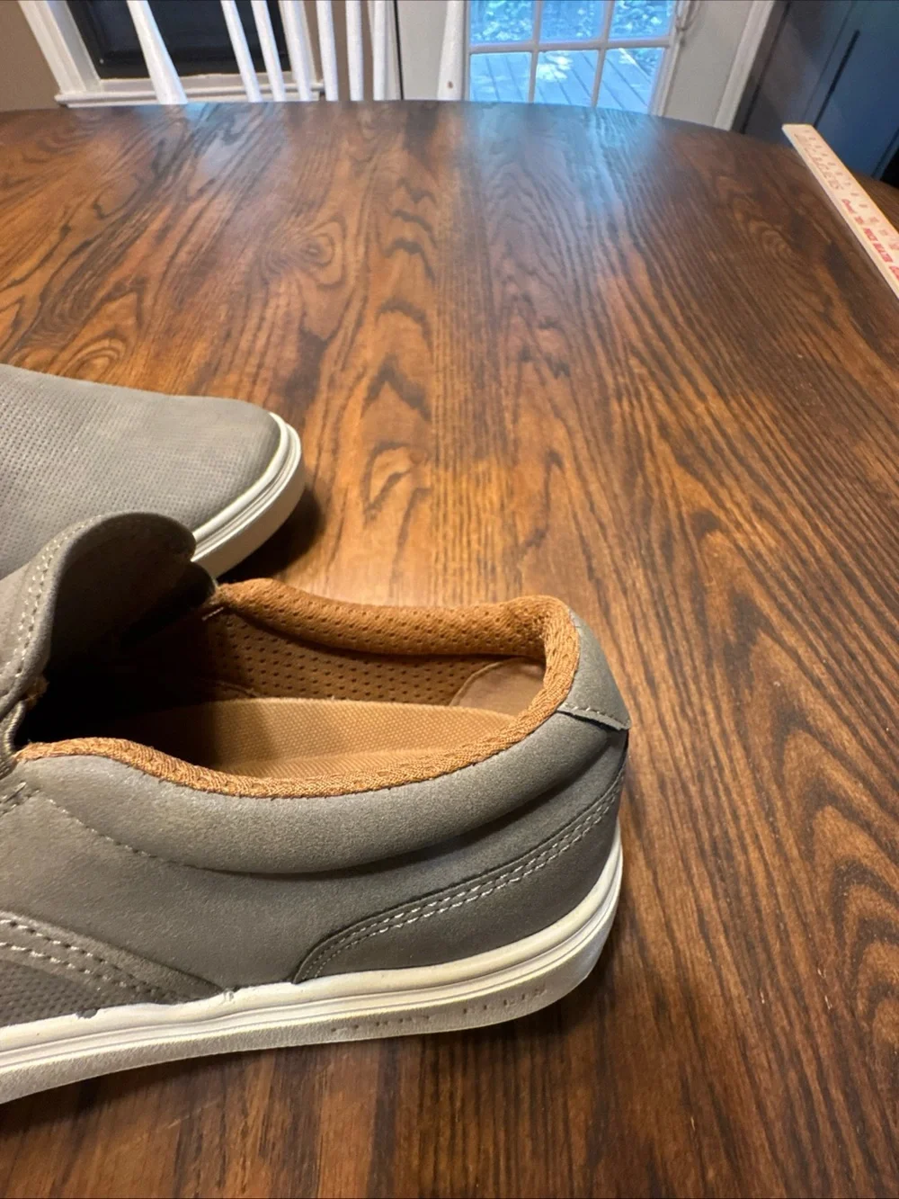 Perry Ellis perry ellis