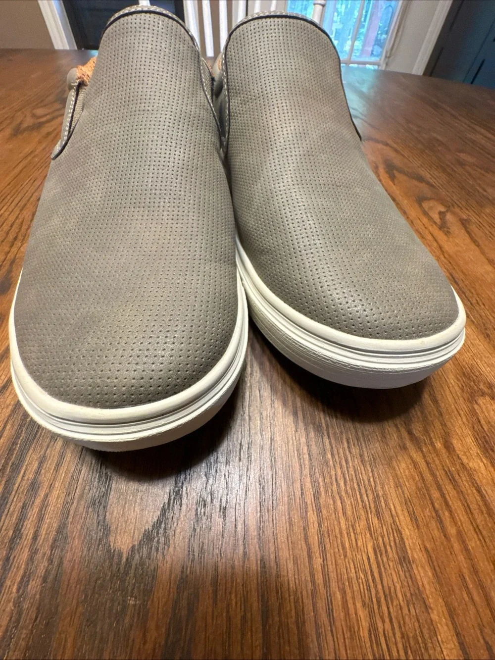 Perry Ellis perry ellis