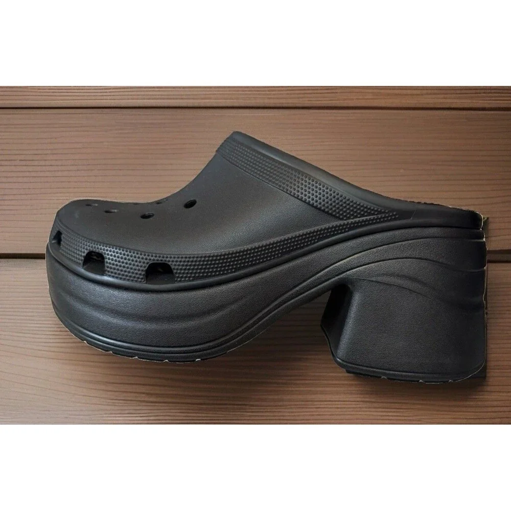 CROCS siren clogs