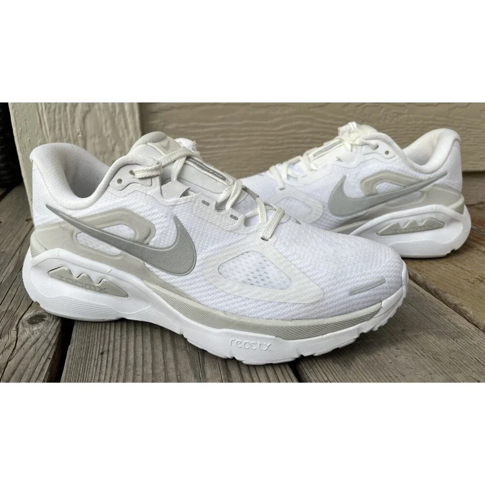 Nike Structure Plus Women’s 8.5 Running Shoes HQ3049-100 - White/Photon Dust
