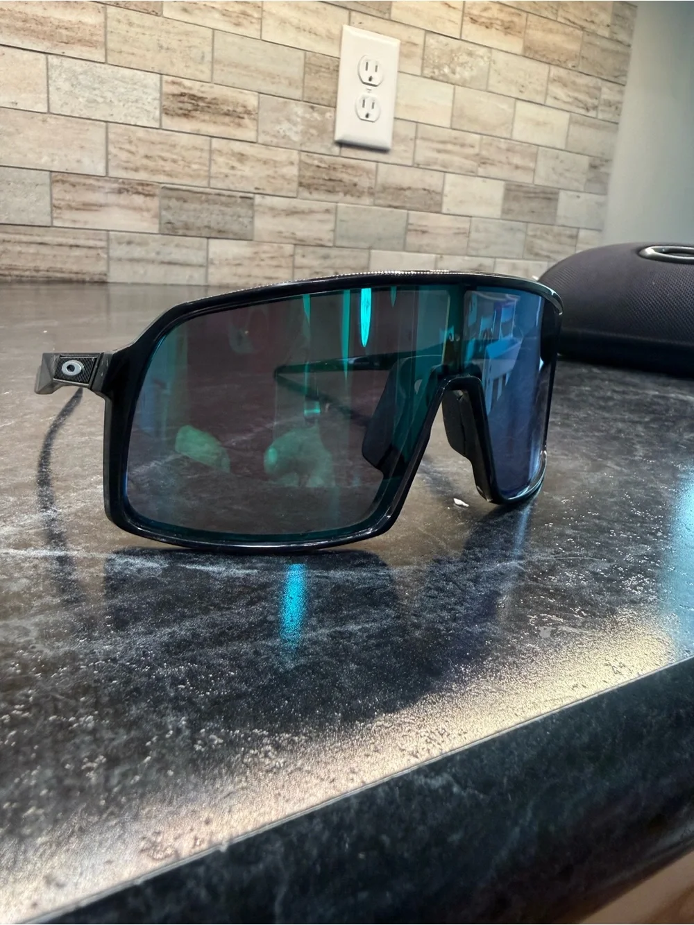 Oakley shield sunglasses