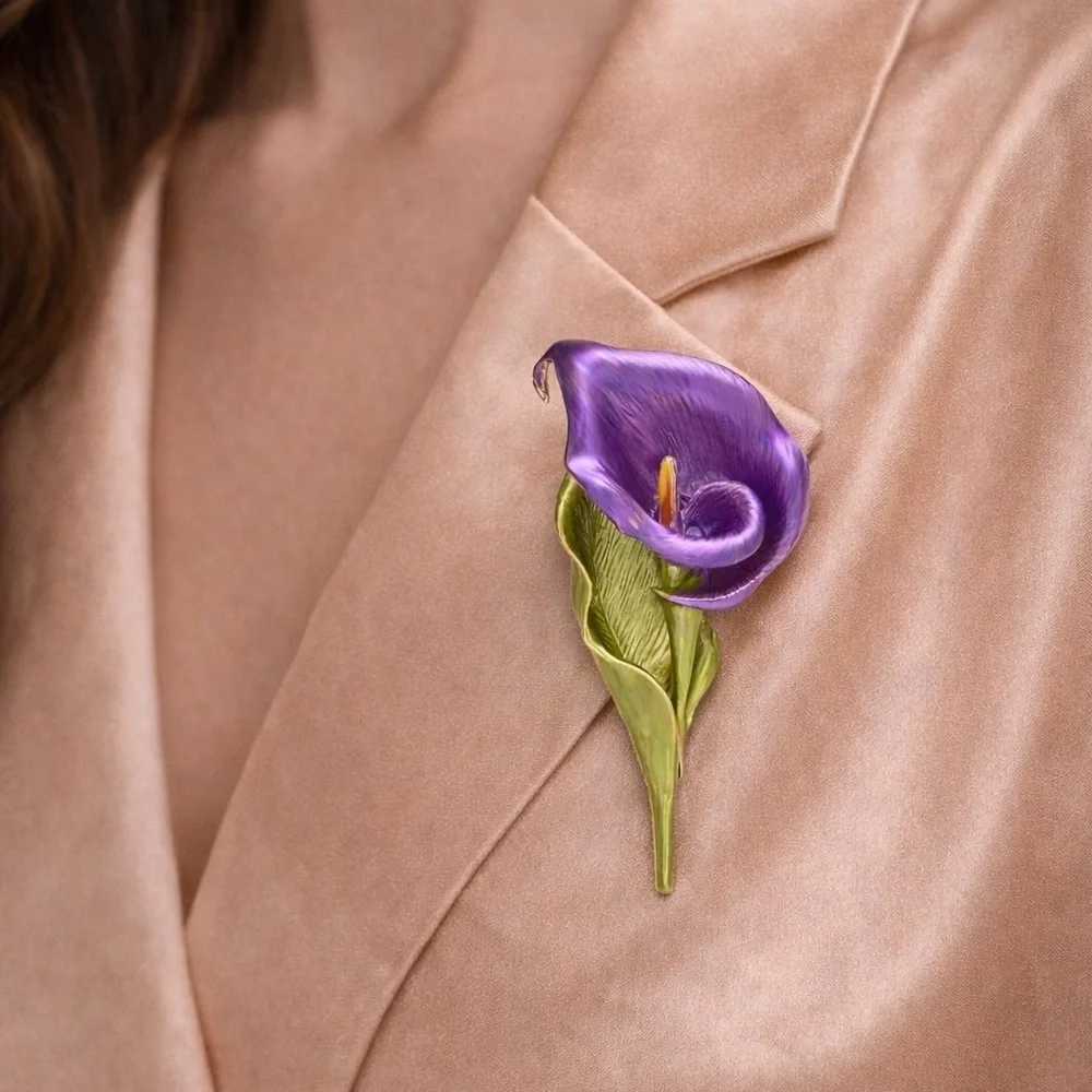 Anthropologie charming brooch