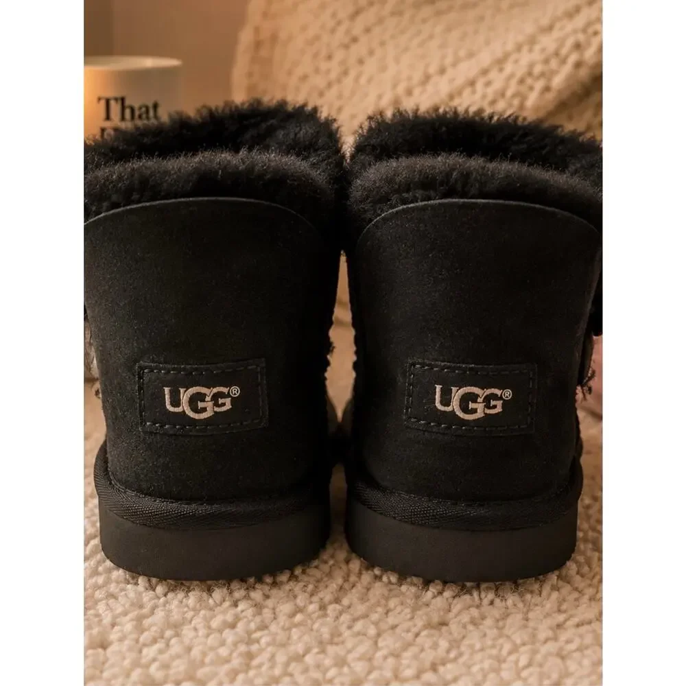 UGG slip into