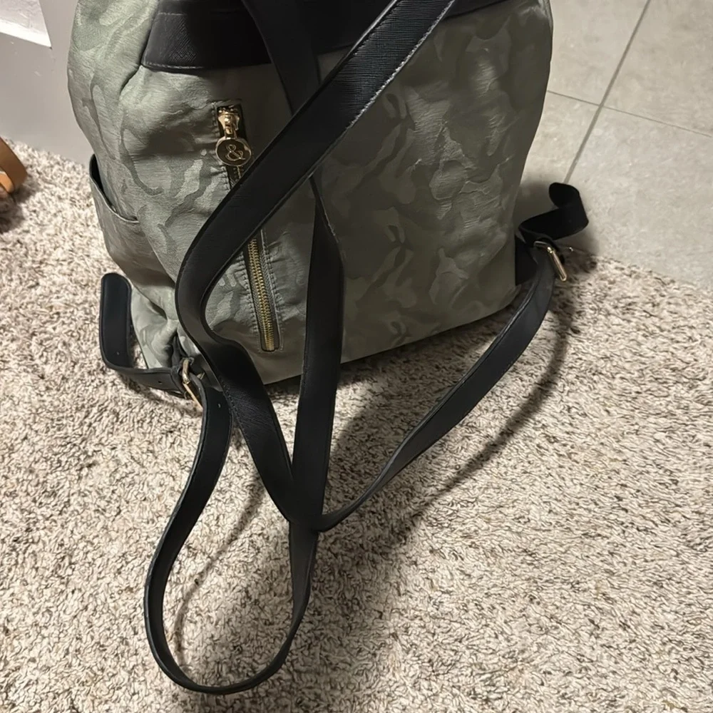 N/A stylish camouflage