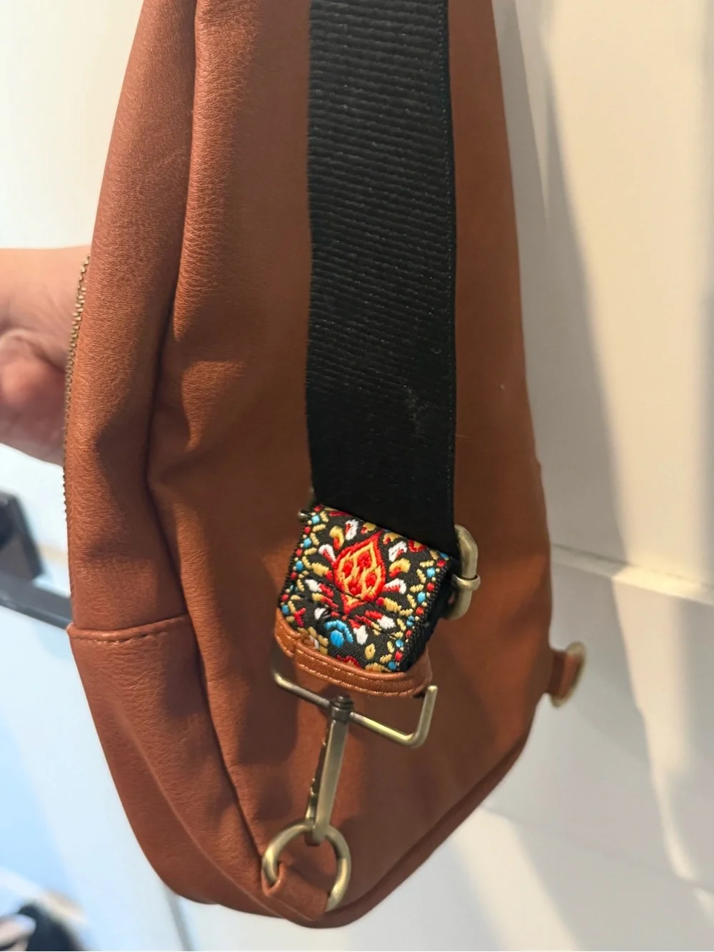 N/A men crossbody organization